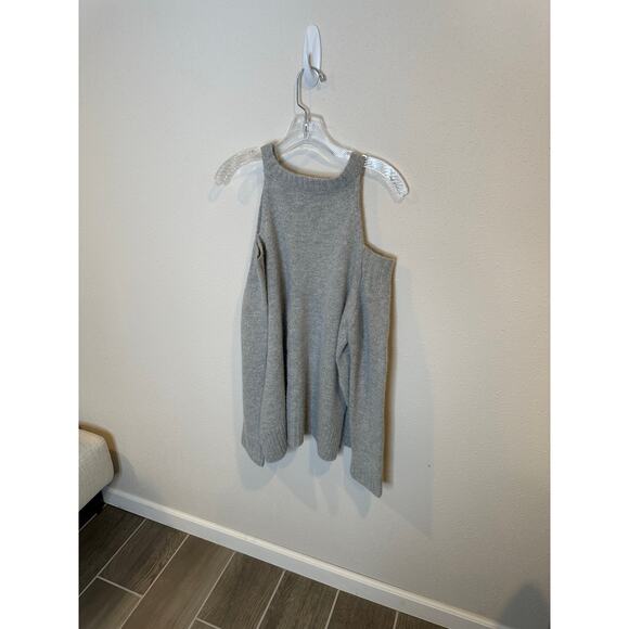 JOA cold‎ shoulder sweater -m - Picture 3 of 6